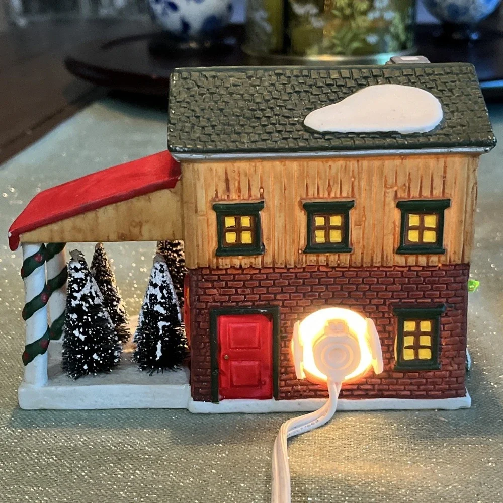 1996 LEMAX Yuletide Craft Shoppe & Trees Porcelain & Lighted~Unboxed~Lighted